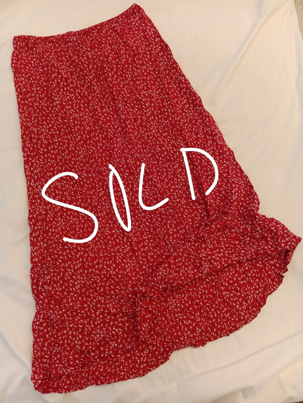 🛑SOLD🛑Cottagecore Vintage Midi Skirt | Red Floral | Relaxed Fit